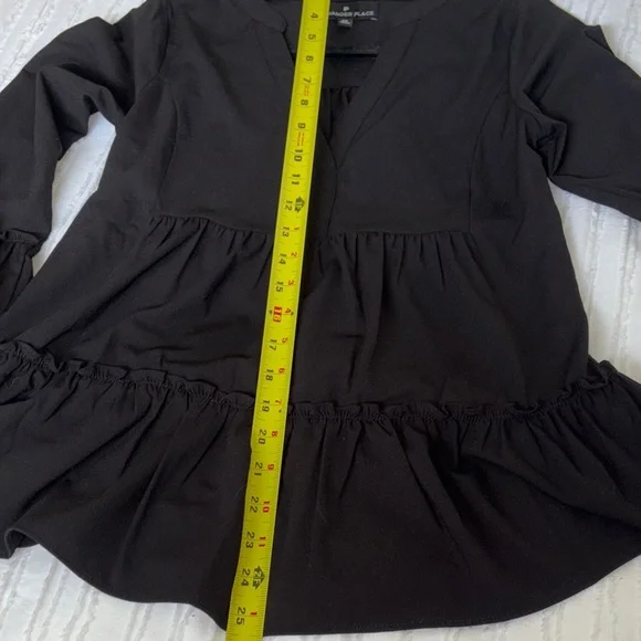 Tuckernuck Pomander Place Black crepe Ruffled Women's Top - Picture 6 of 9